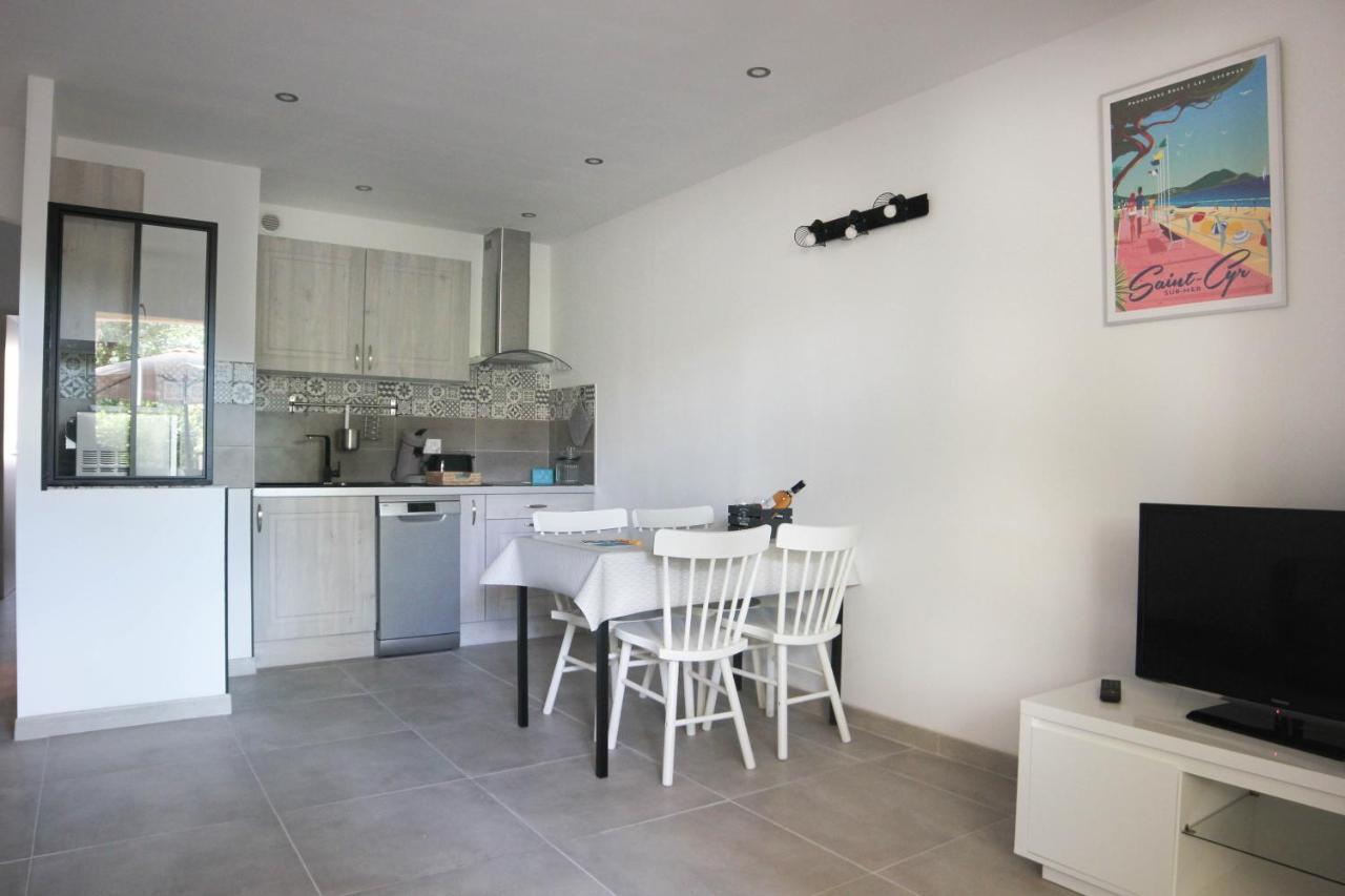 Appartement Provence Heureuse Saint-Cyr-sur-Mer Esterno foto